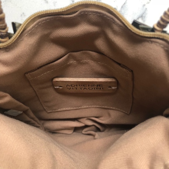 FREE w/BUNDLE VINTAGE Shell Bead Mini Purse - Picture 5 of 7